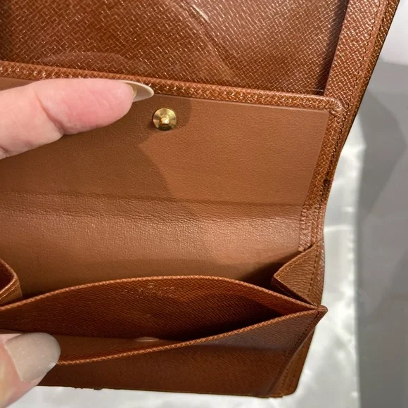 AUTHENTIC VINTAGE LOUIS VUITTON Monogram bifold wallet with box and dust cover🔥